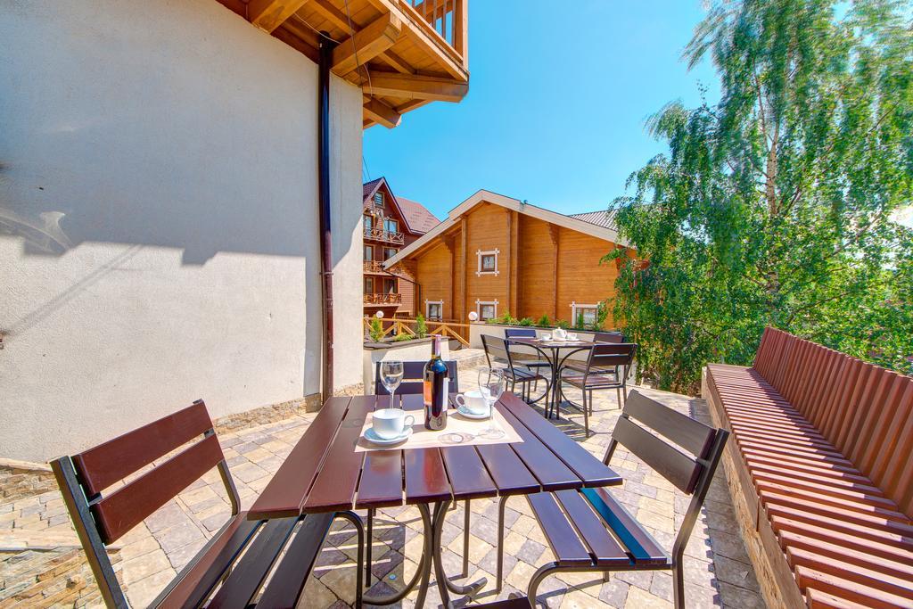 Altair Hotel Bukovel Bagian luar foto