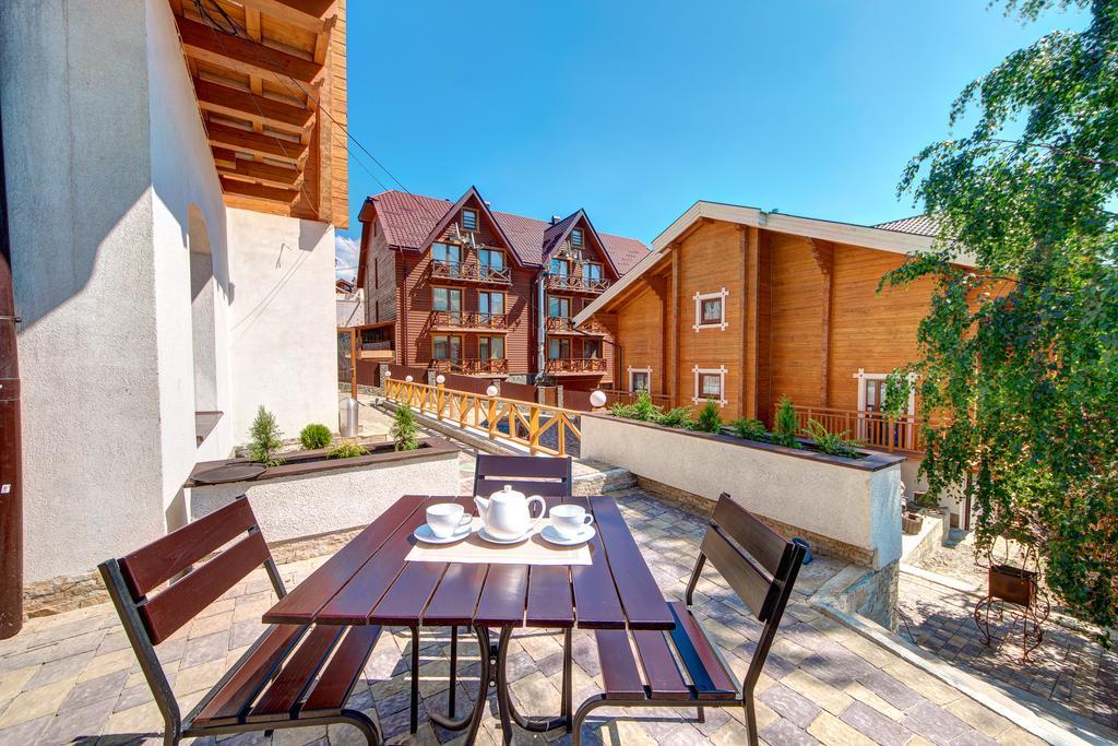 Altair Hotel Bukovel Bagian luar foto